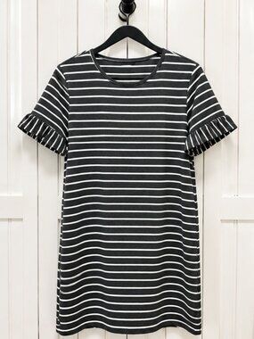 Gray & White Striped Ruffle Sleeve T-Shirt Dress Size Large